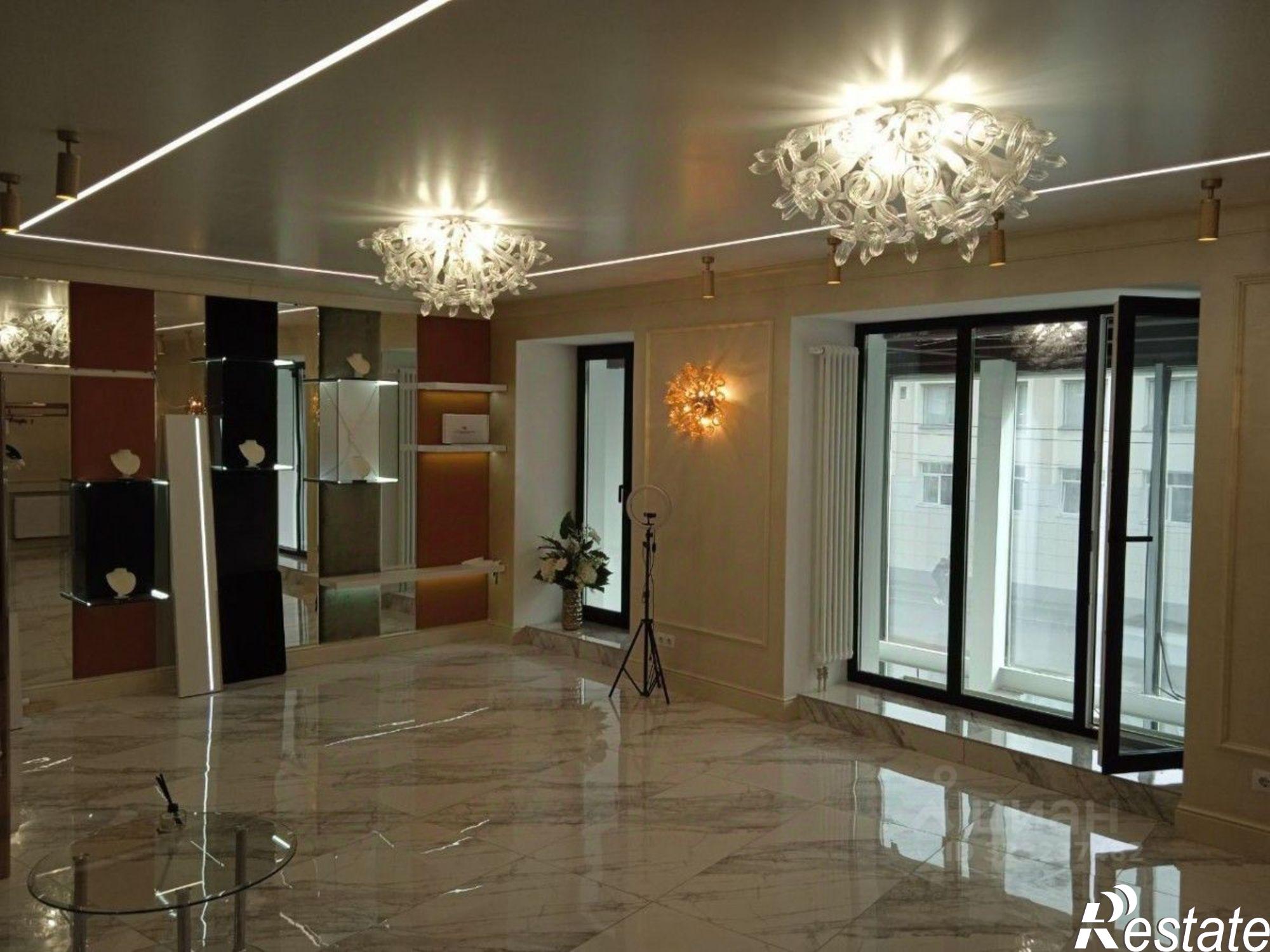 Купить помещение свободного назначения за 24 999 000 рублей на ул Красногеройская, 37