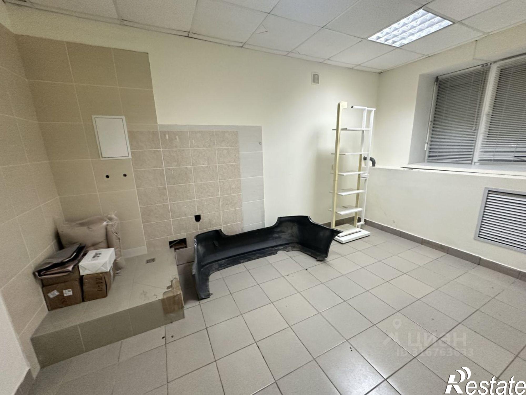 Купить помещение свободного назначения за 6 100 070 рублей на ул Пастухова, 45