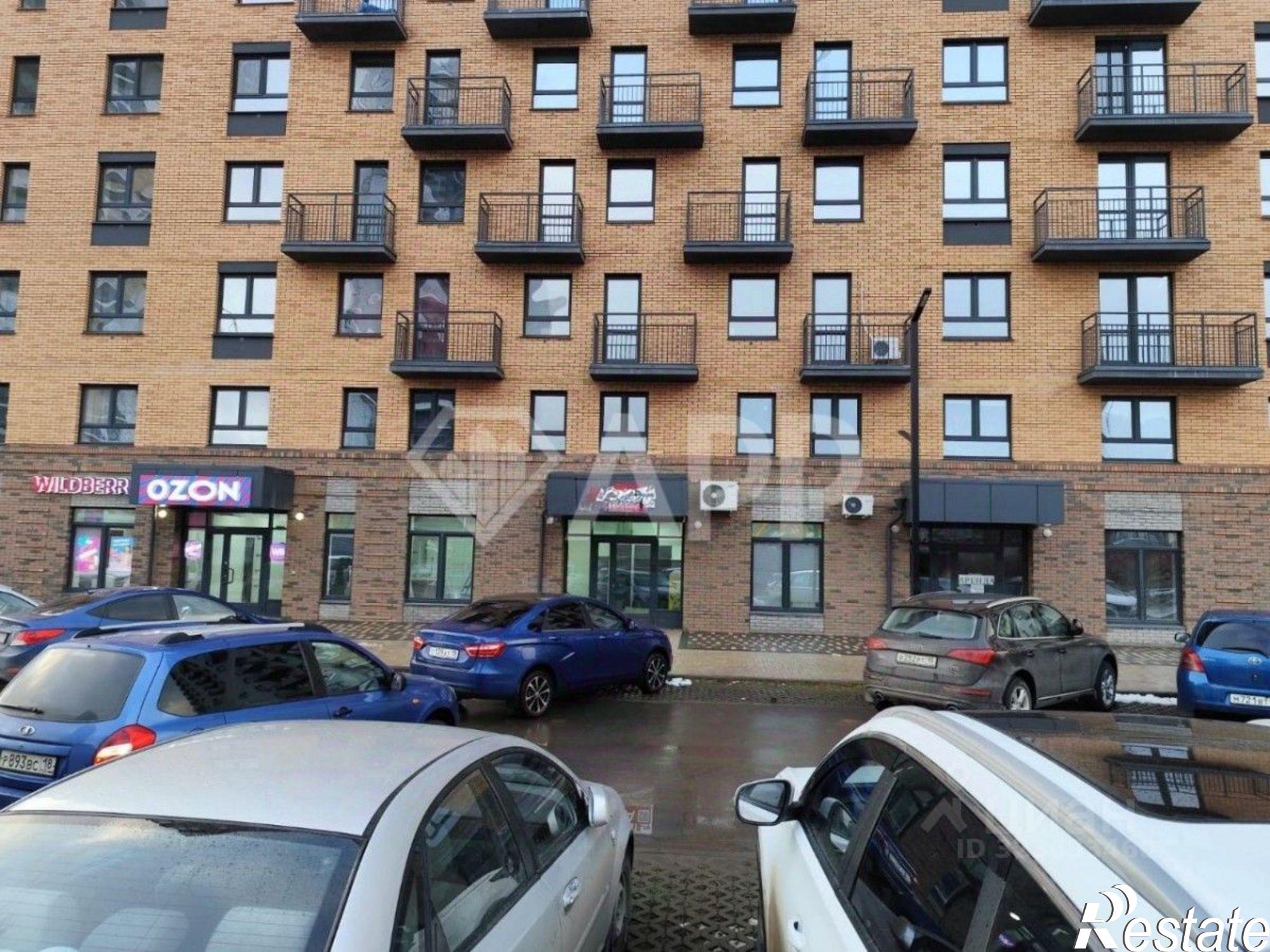 Сдать торговое помещение за 110 000 рублей на улица 10 лет Октября, 75/1