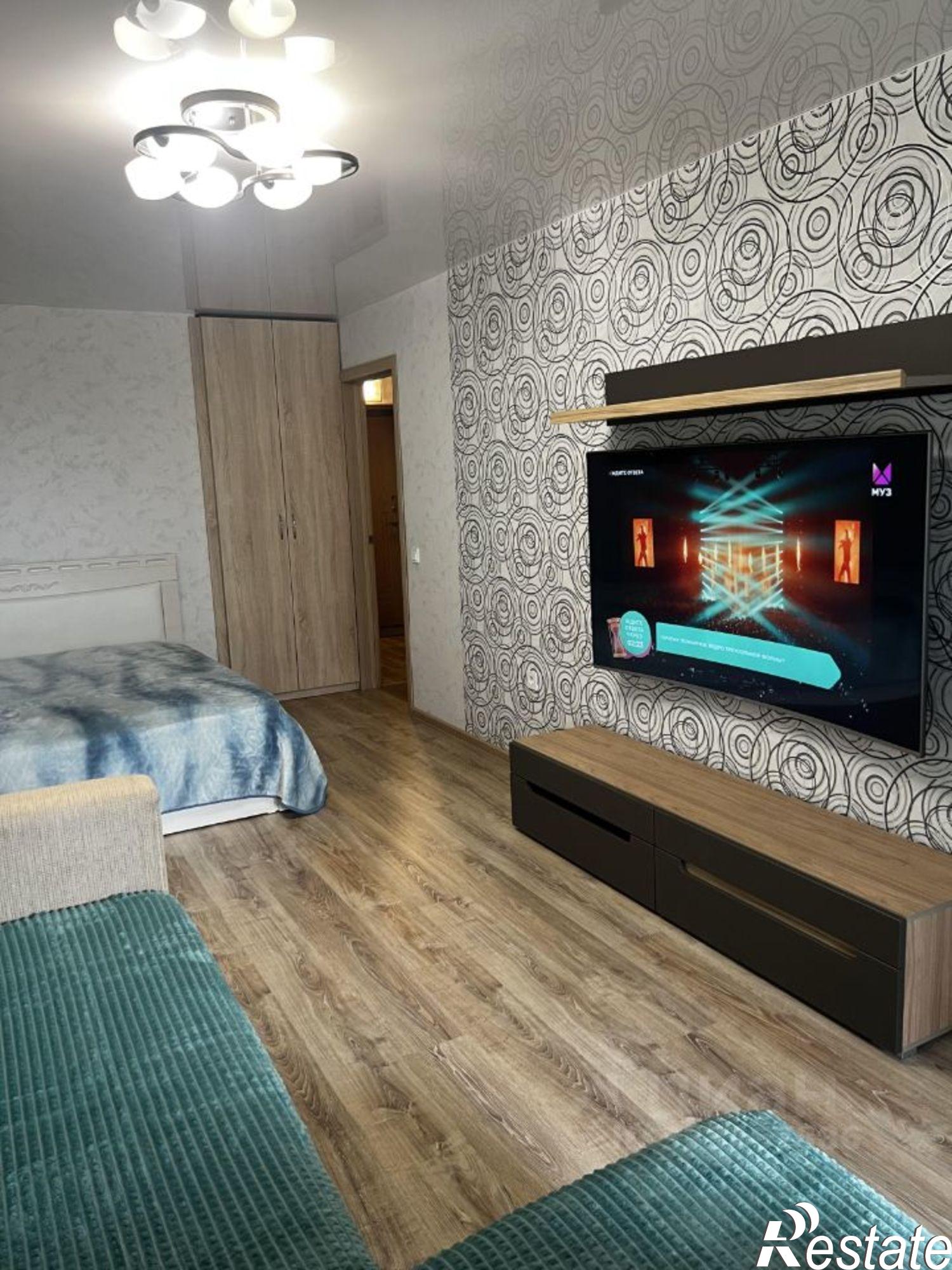 Сдать квартиру за 35 000 рублей на ул им Петрова, 47а