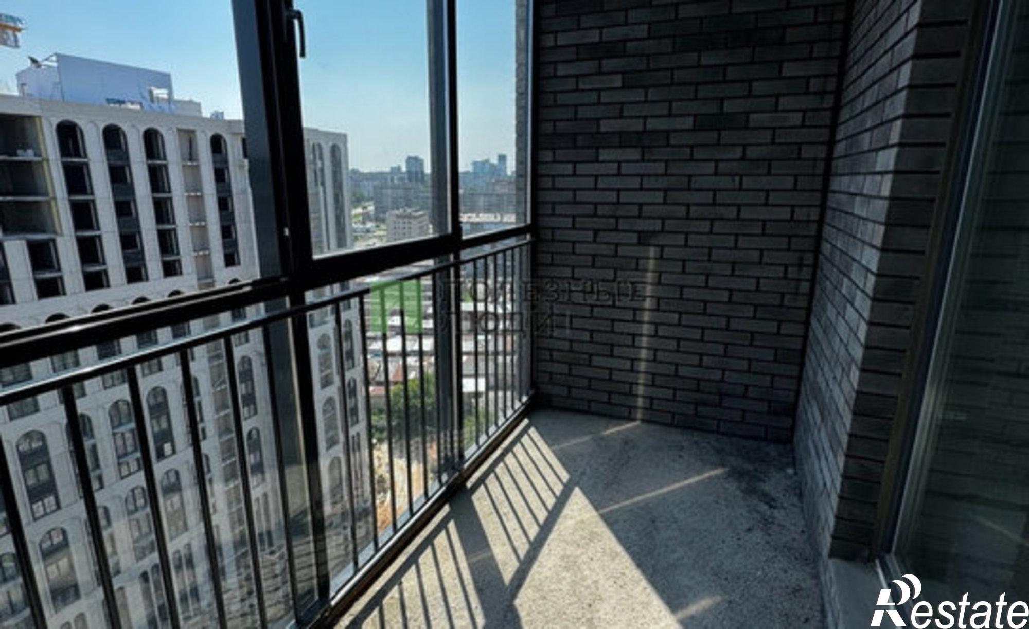 Купить квартиру за 11 000 000 рублей на улица Холмогорова, 115