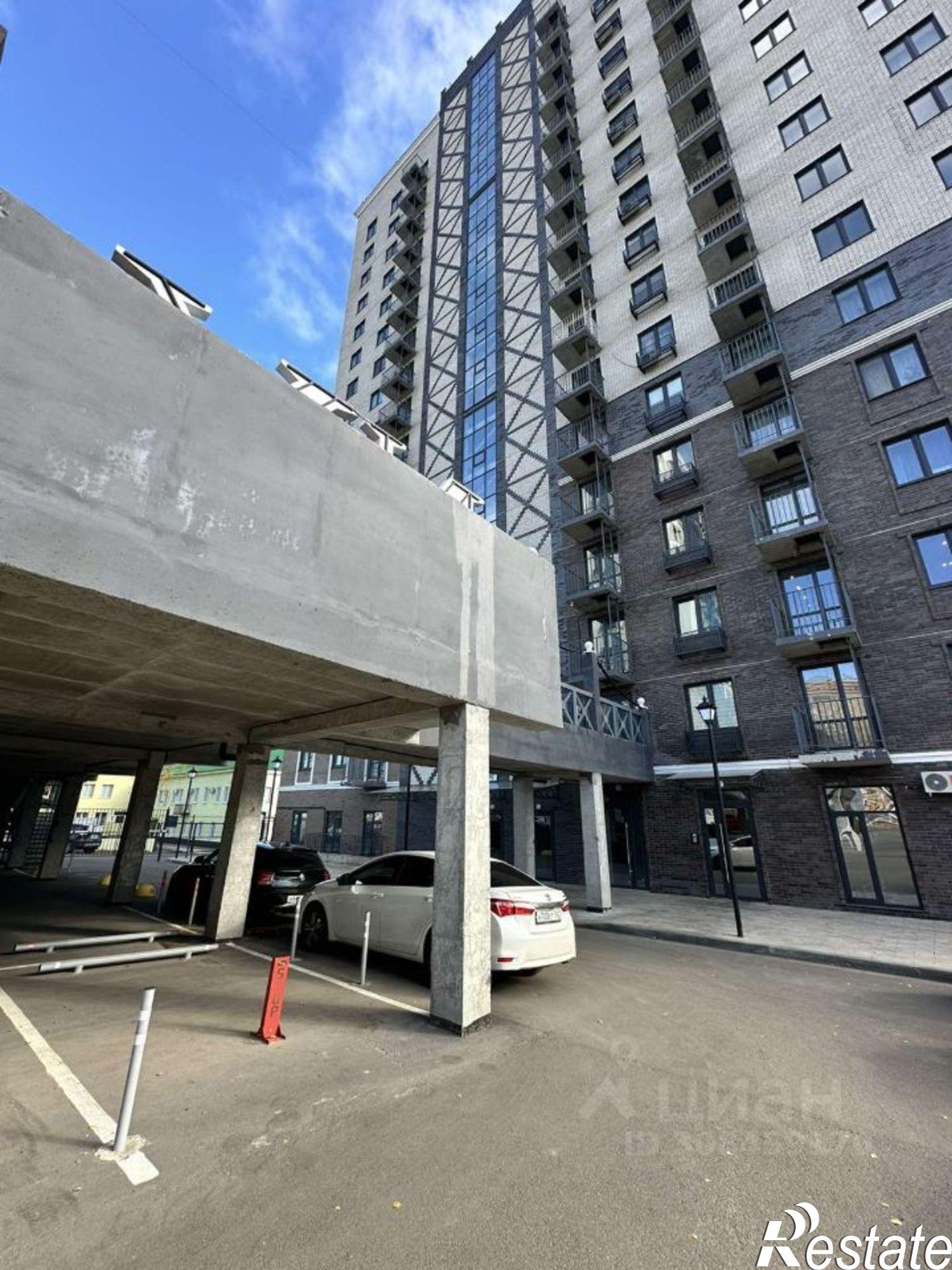 Купить гараж, место в паркинге за 883 025 рублей на проезд Орджоникидзе, 1