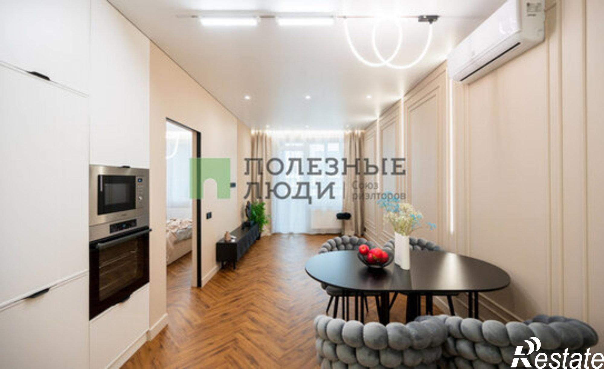 Купить квартиру за 16 900 000 рублей на ул Холмогорова, 105