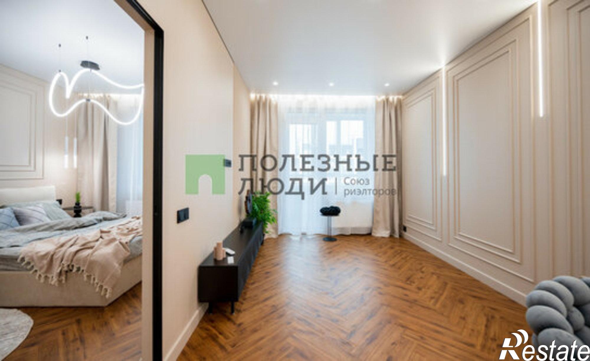 Купить квартиру за 16 900 000 рублей на ул Холмогорова, 105