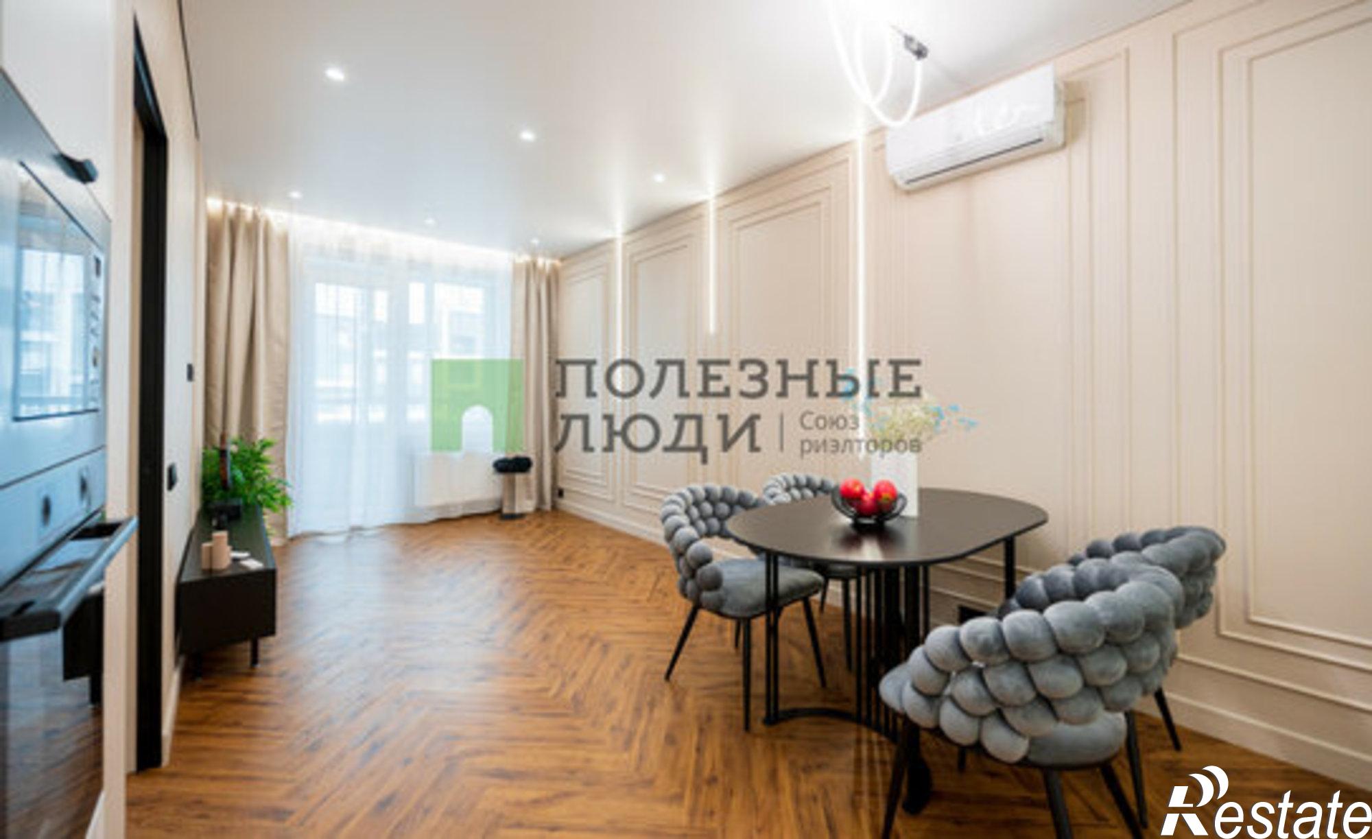 Купить квартиру за 16 900 000 рублей на ул Холмогорова, 105