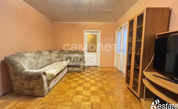 4-комн квартира ул Красногеройская, 105,  д. 105