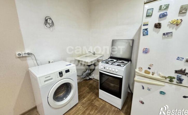 4-комн квартира ул Красногеройская, 105,  д. 105