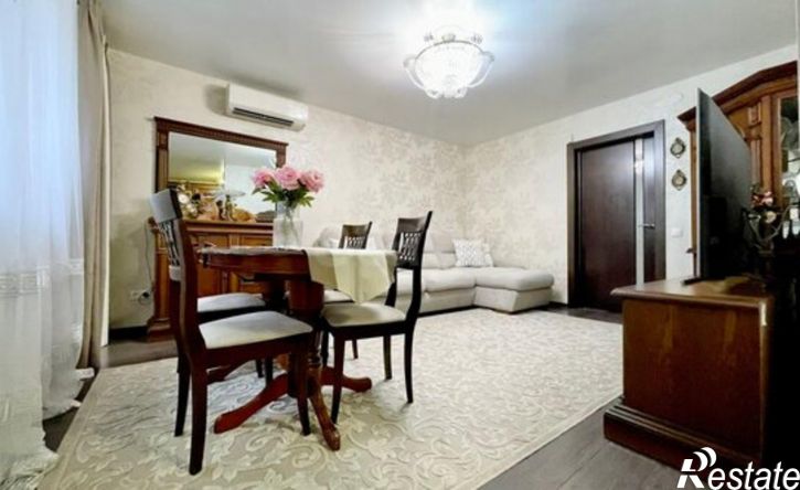 3-комн квартира ул им Репина, 10,  д. 10