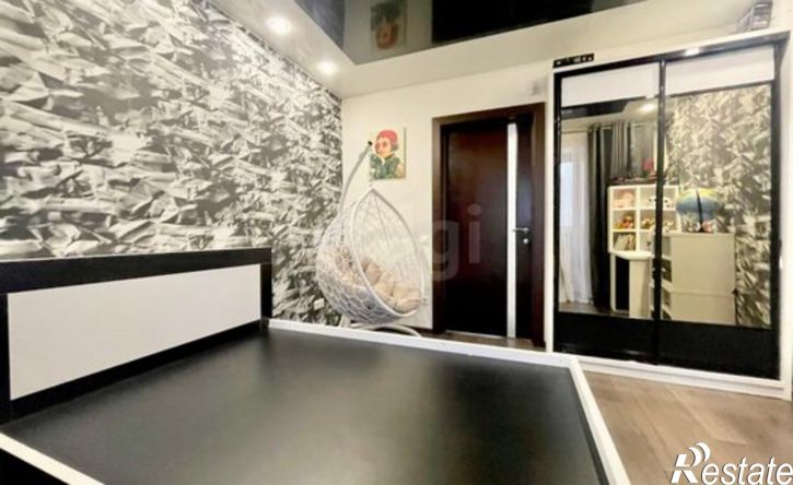 3-комн квартира ул им Репина, 10,  д. 10