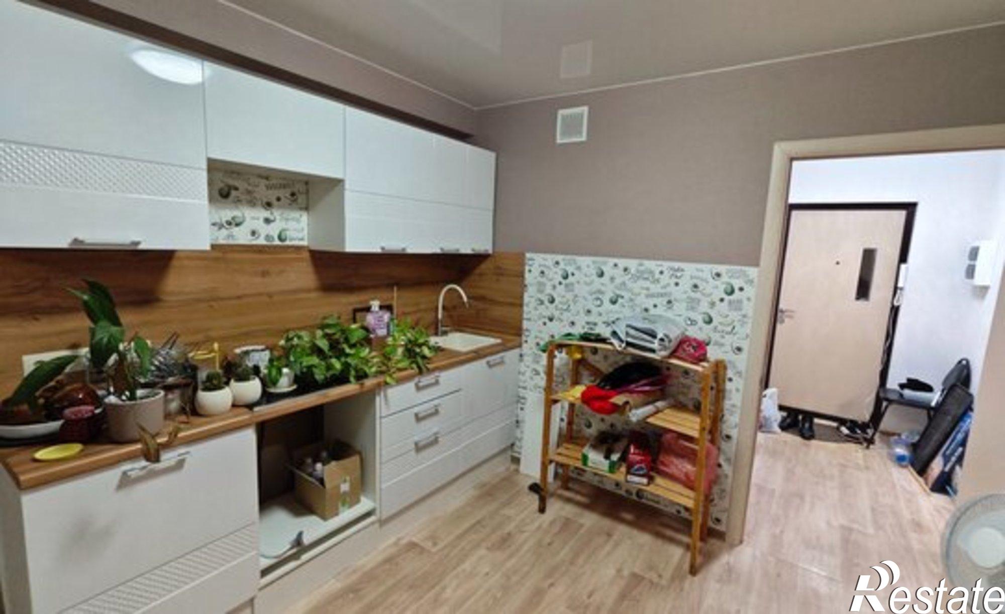 Купить квартиру за 4 200 000 рублей на улица Петрова, 51А