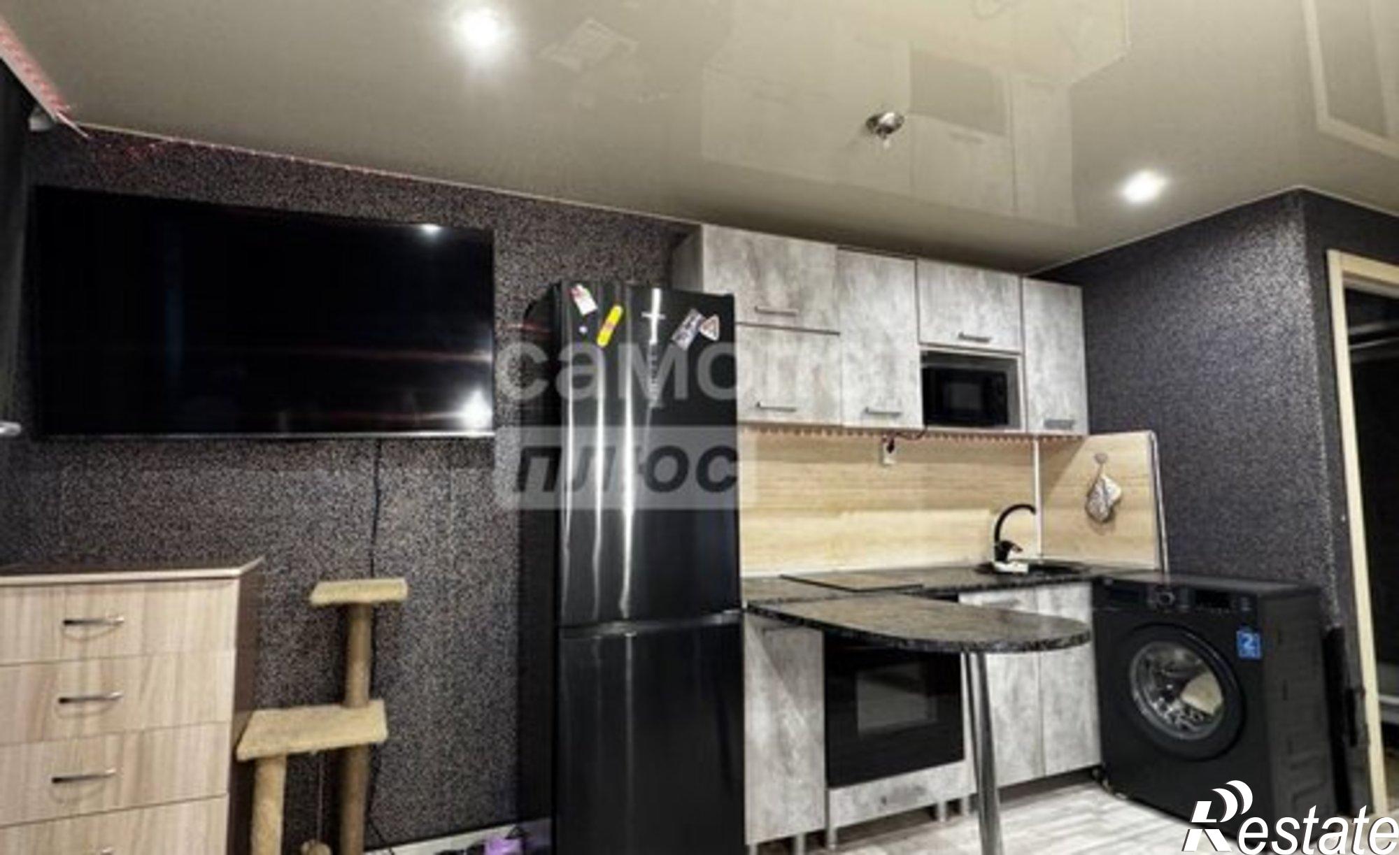 Купить квартиру за 2 000 000 рублей на ул Коммунаров, 351