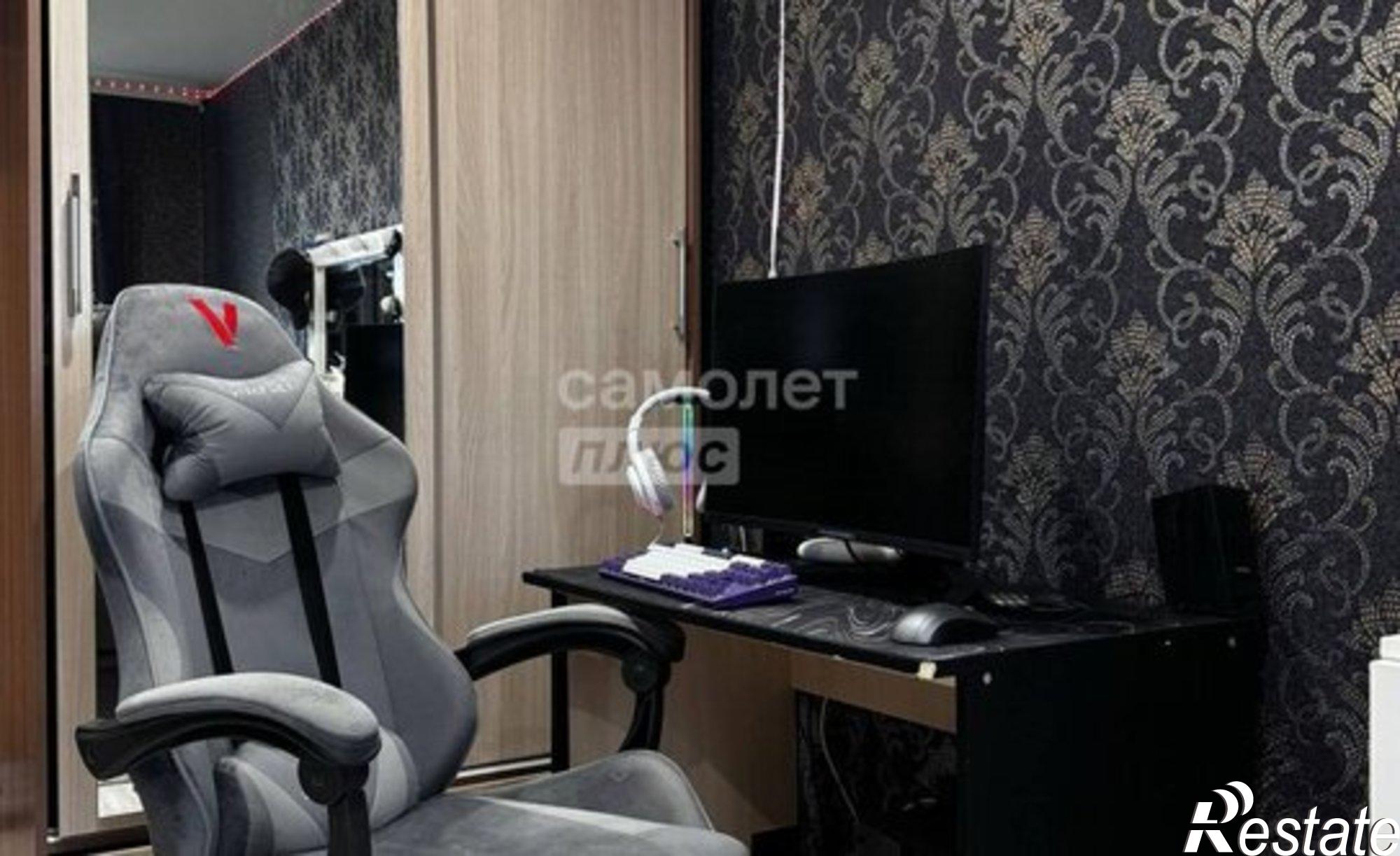 Купить квартиру за 2 000 000 рублей на ул Коммунаров, 351