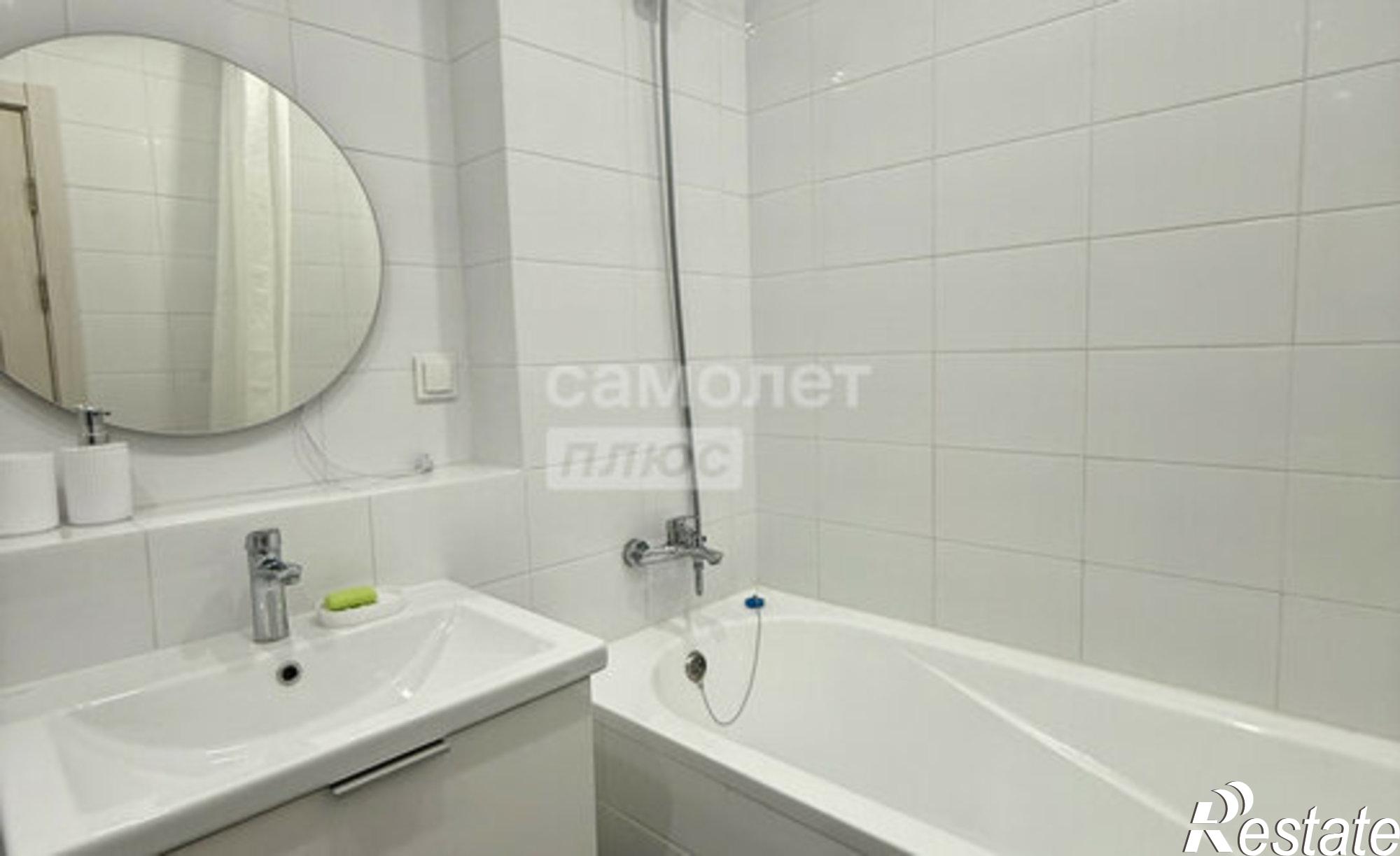 Купить квартиру за 9 300 000 рублей на ул Карла Маркса, 151