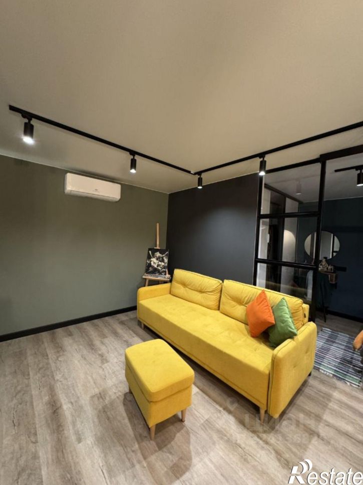 2-комн квартира ул им Вадима Сивкова, 158,  д. 158