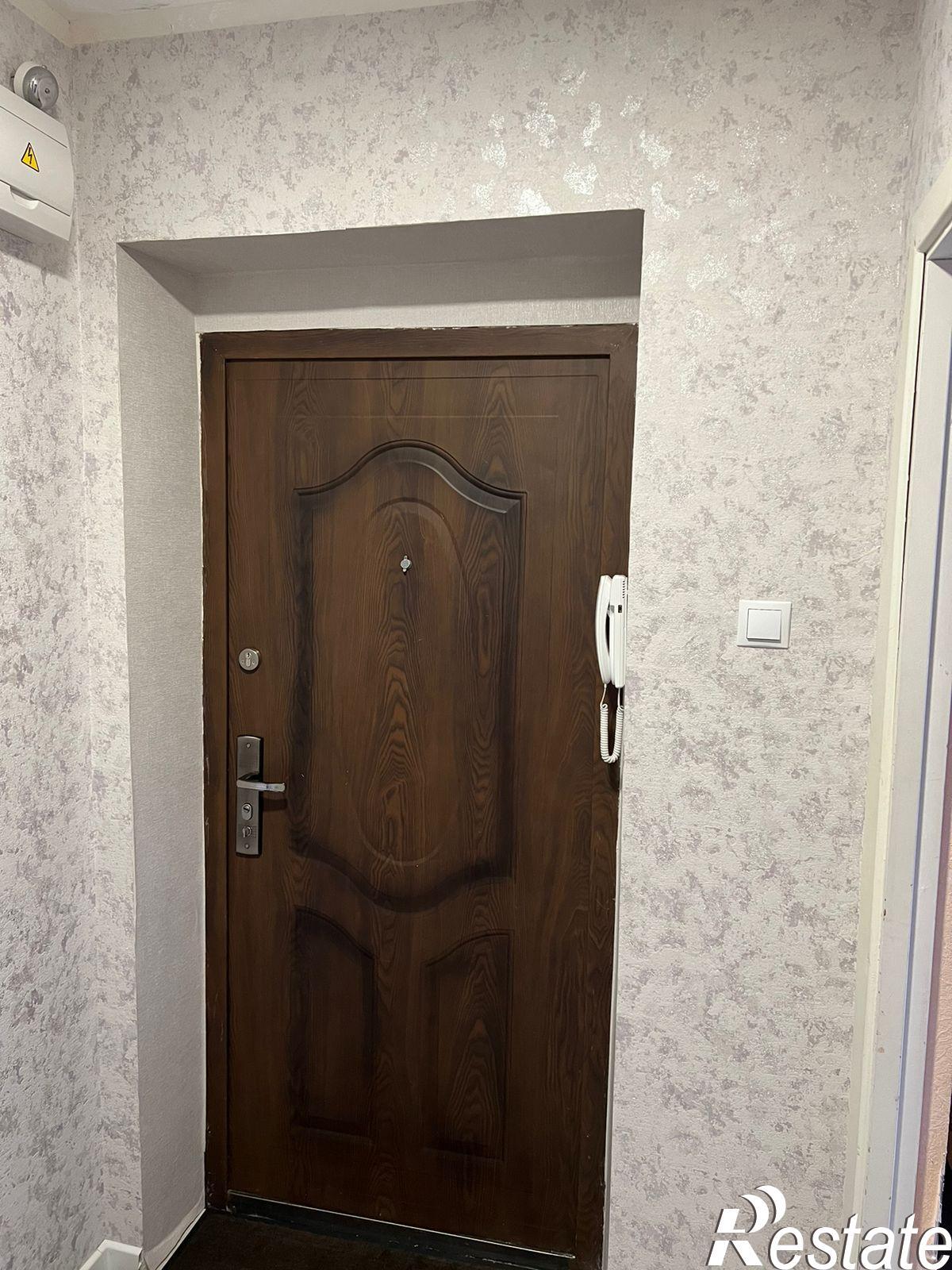 Купить квартиру за 3 650 000 рублей на Холмогорова, 83