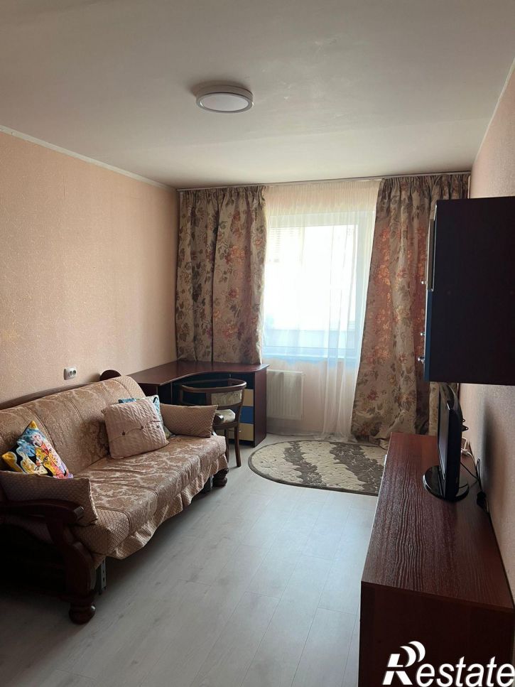 1-комн квартира Холмогорова, 83