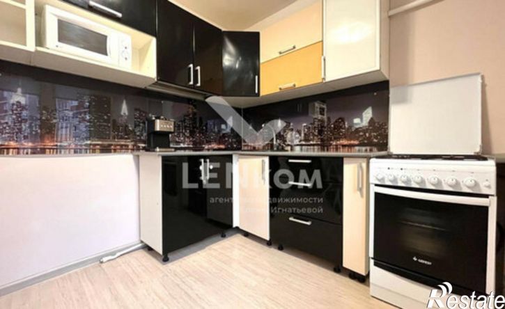 2-комн квартира ул им Петрова, 18,  д. 18