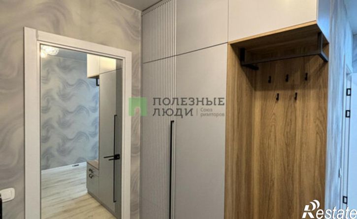 4-комн квартира пр-кт Им Конструктора Калашникова М.Т., 19,  д. 19