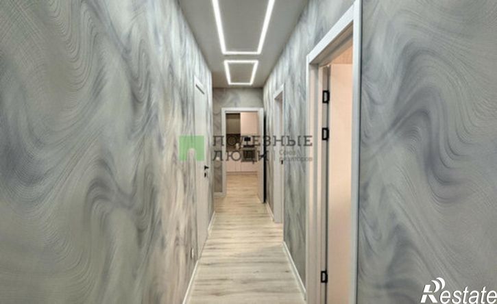 4-комн квартира пр-кт Им Конструктора Калашникова М.Т., 19,  д. 19