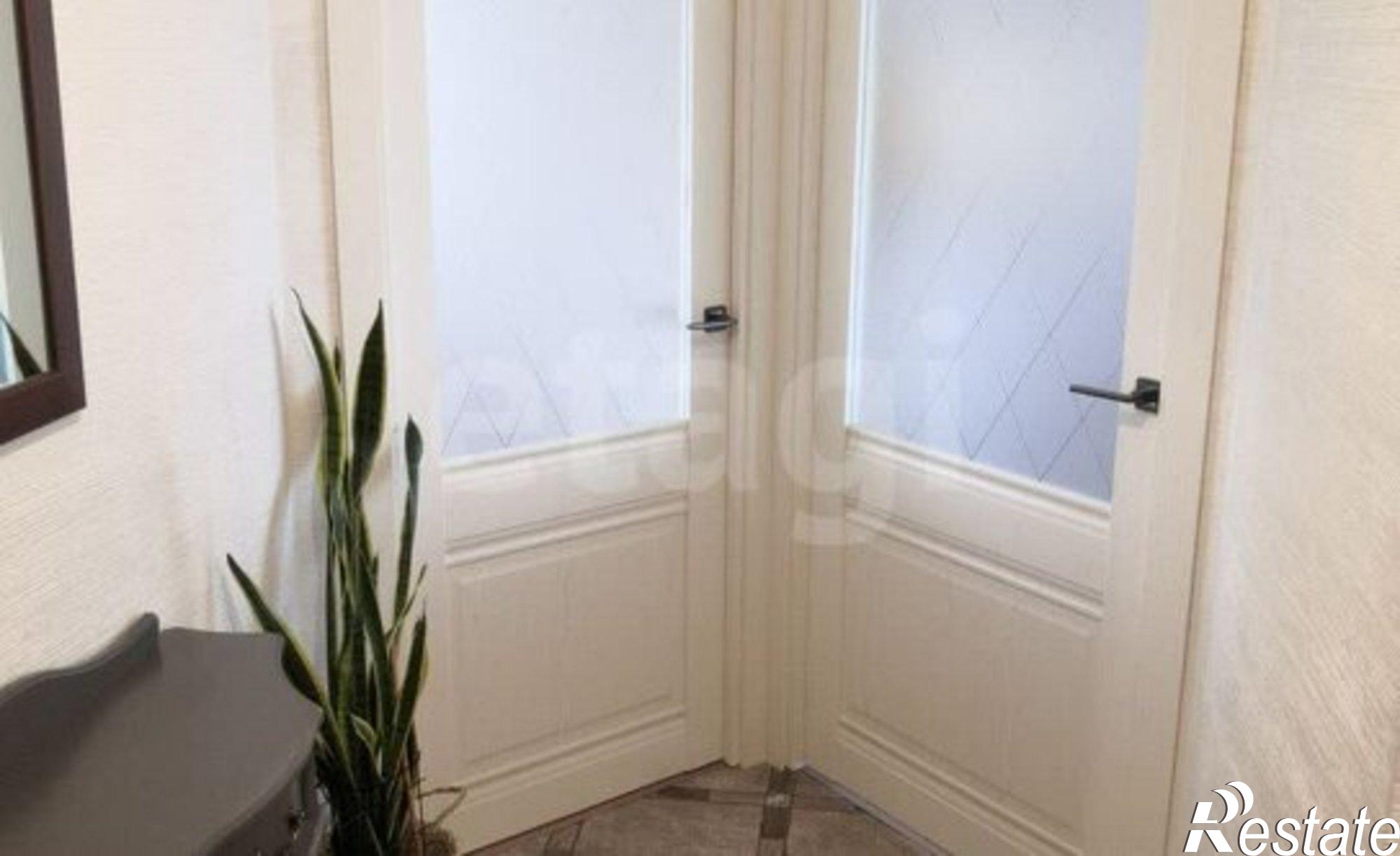 Купить квартиру за 6 100 000 рублей на пр-кт Им Конструктора Калашникова М.Т., 1