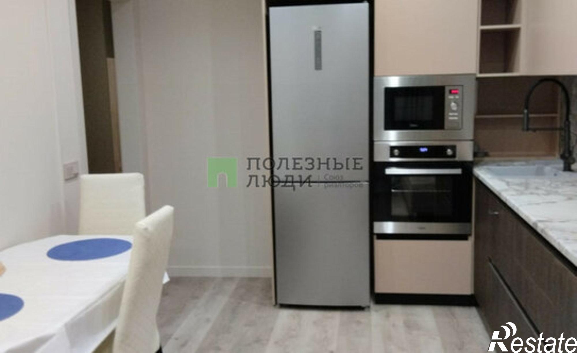 Купить квартиру за 9 700 000 рублей на улица Холмогорова, 105