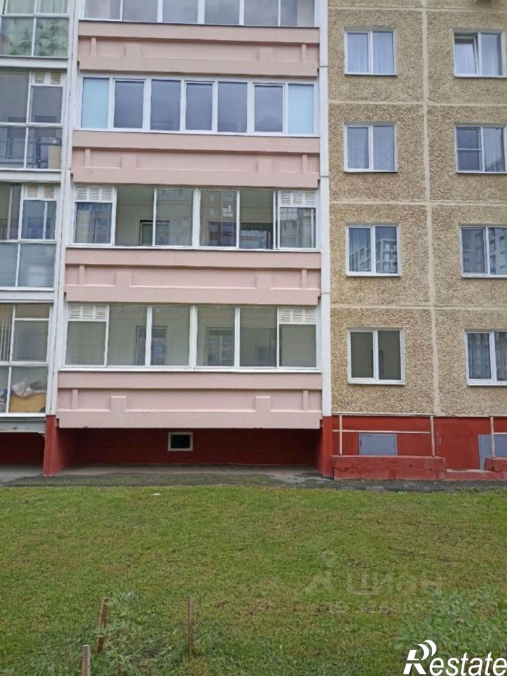 2-комн квартира улица Холмогорова, 87,  д. 87
