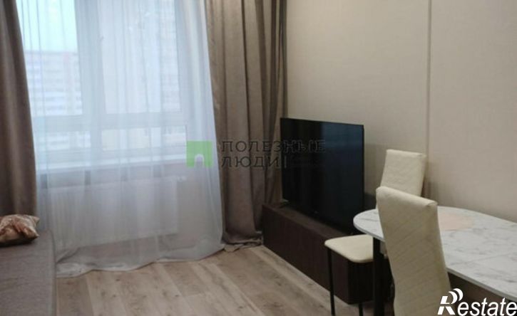 3-комн квартира улица Холмогорова, 105,  д. 105