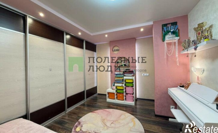 2-комн квартира ул Камбарская, 25,  д. 25