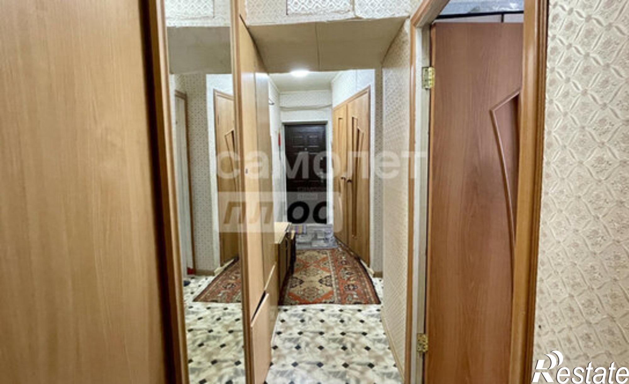 Купить квартиру за 4 500 000 рублей на ул 10 лет Октября, 8