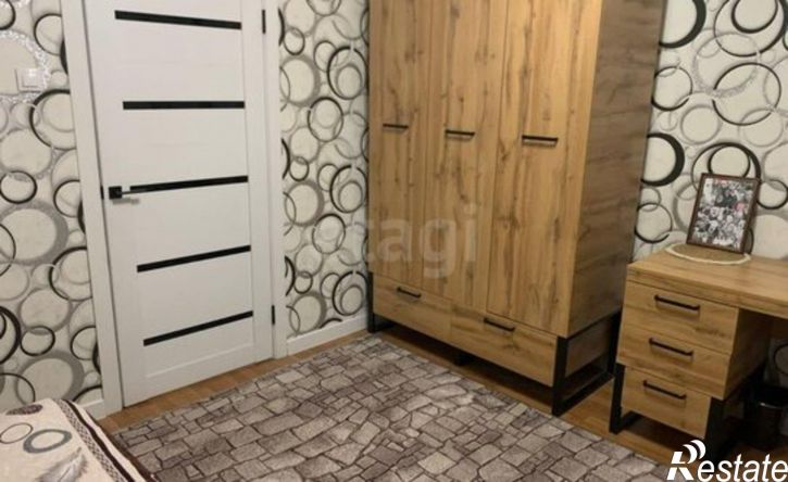 4-комн квартира ул Динамовская, 83,  д. 83