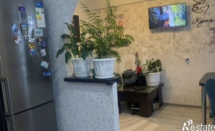 4-комн квартира ул Городок Машиностроителей, 75,  д. 75