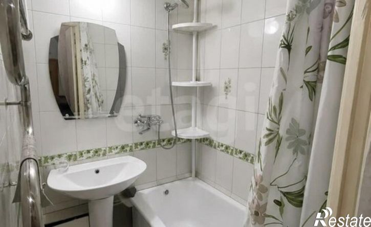 3-комн квартира ул Холмогорова, 14,  д. 14
