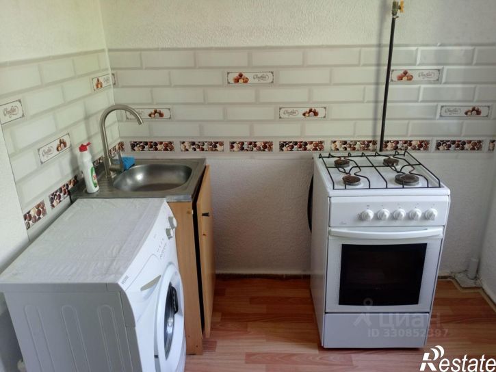 2-комн квартира ул Холмогорова, 76,  д. 76