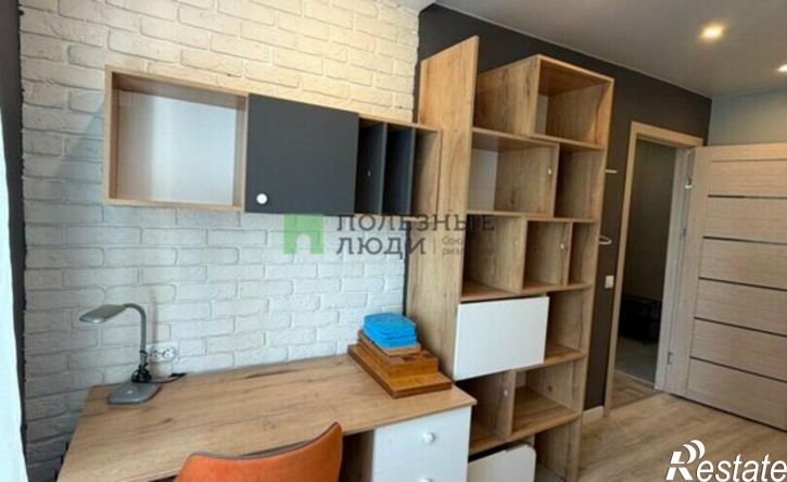3-комн квартира ул Дзержинского, 20,  д. 20