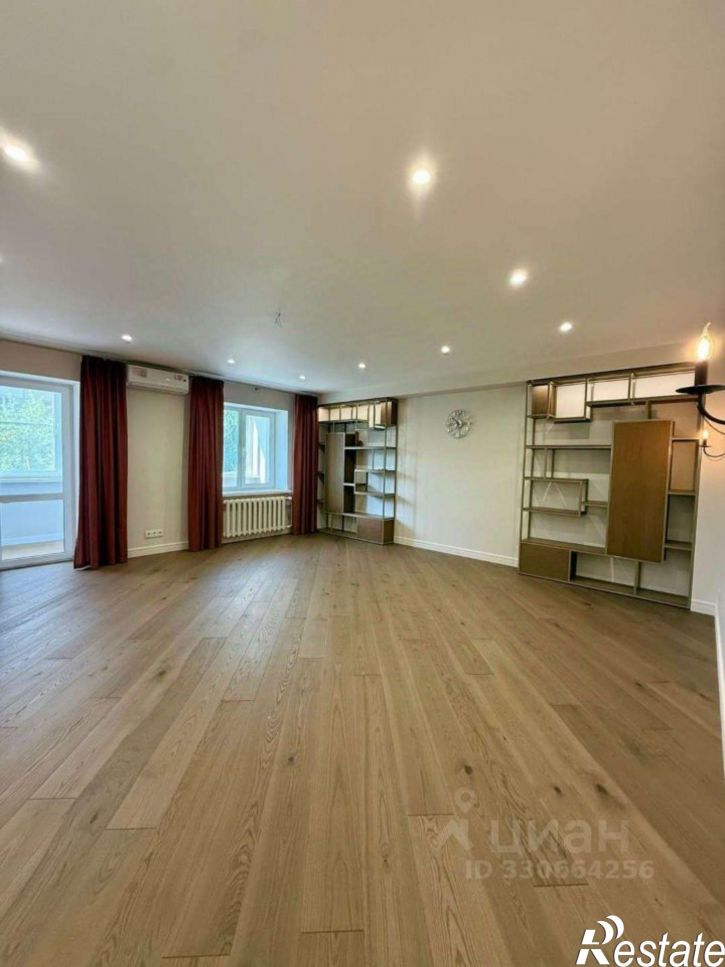 3-комн квартира ул Шумайлова, 20,  д. 20