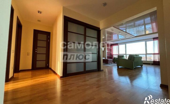 5-комн квартира ул Карла Маркса, 250,  д. 250