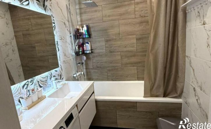 3-комн квартира улица им. конструктора-оружейника Никонова, 28,  д. 28