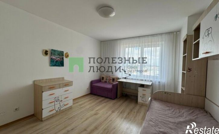 2-комн квартира улица Героя России Ильфата Закирова, 36,  д. 36