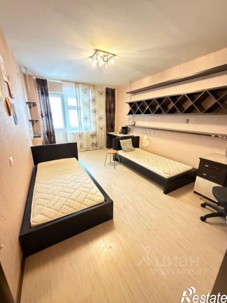 3-комн квартира ул Шумайлова, 20,  д. 20