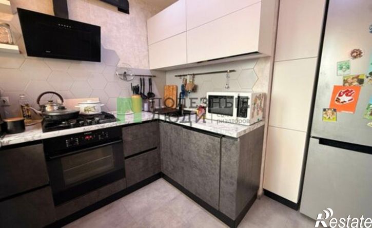 3-комн квартира Квартальный пр-д, 82,  д. 82