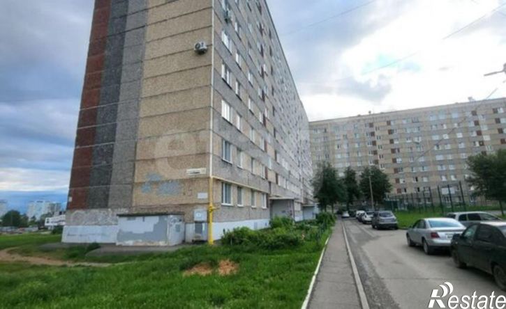 3-комн квартира ул Камбарская, 35,  д. 35