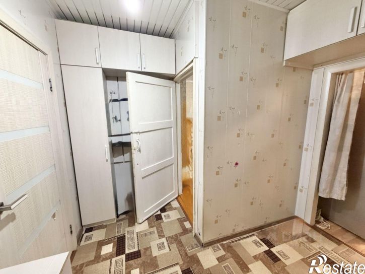2-комн квартира пл Им 50-летия Октября, 4,  д. 4