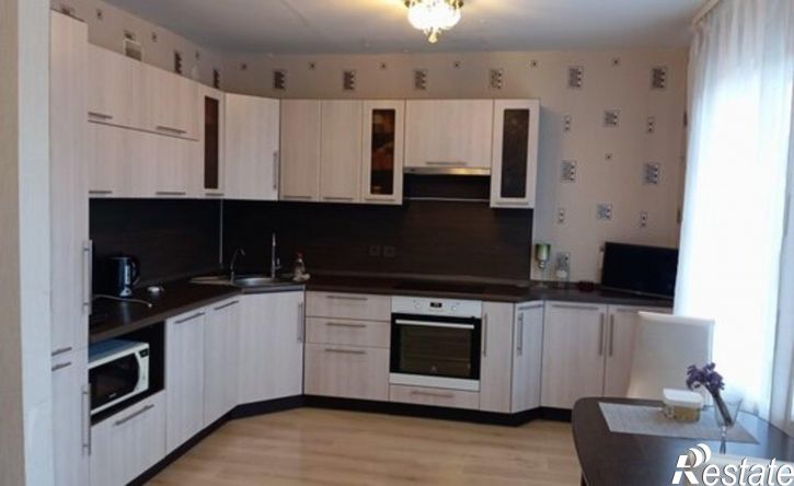 3-комн квартира ул Холмогорова, 67,  д. 67