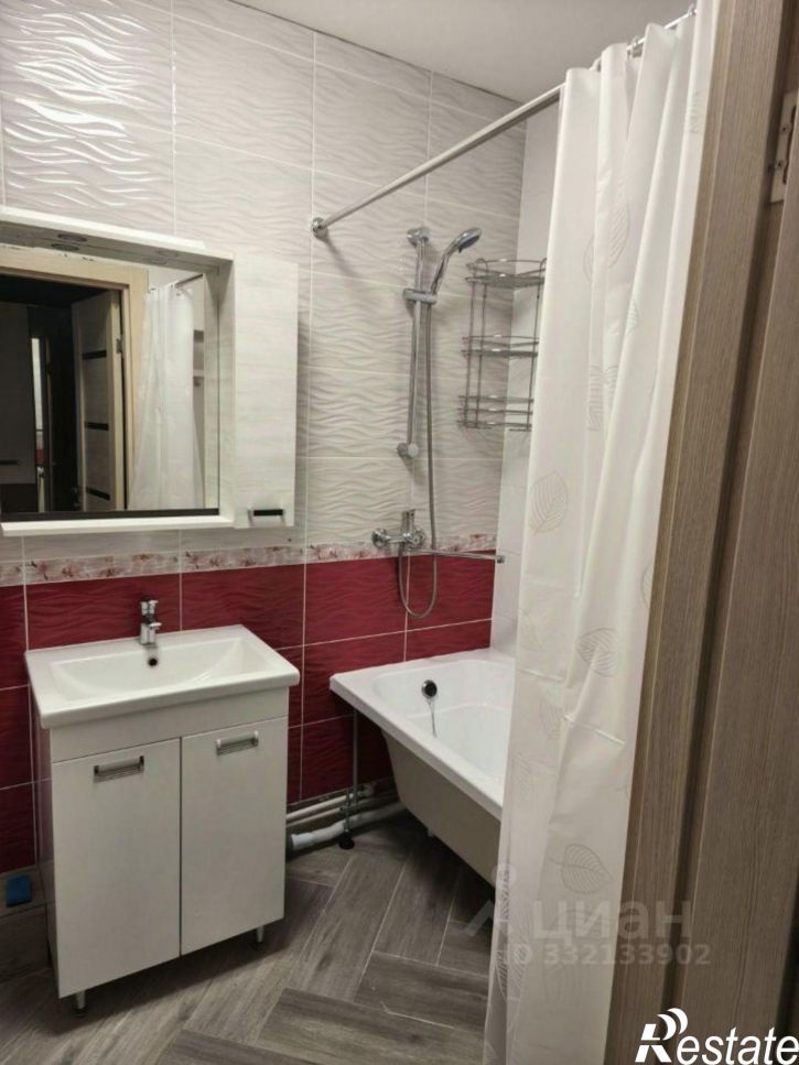 1-комн квартира ул Орджоникидзе, 24Т,  д. 24Т