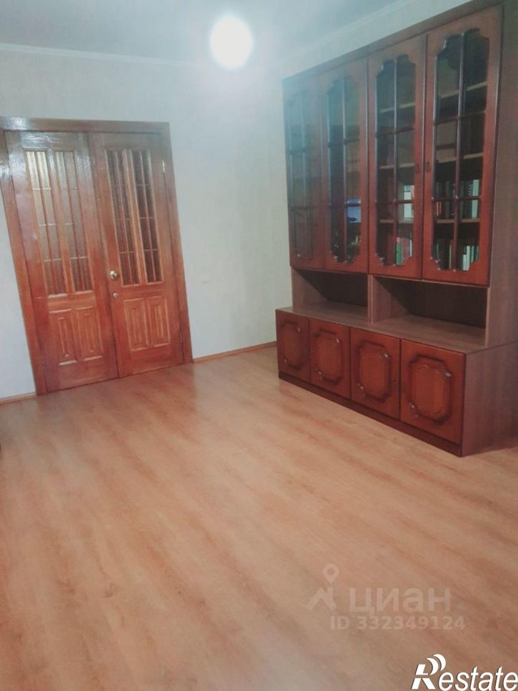 3-комн квартира ул Холмогорова, 24,  д. 24