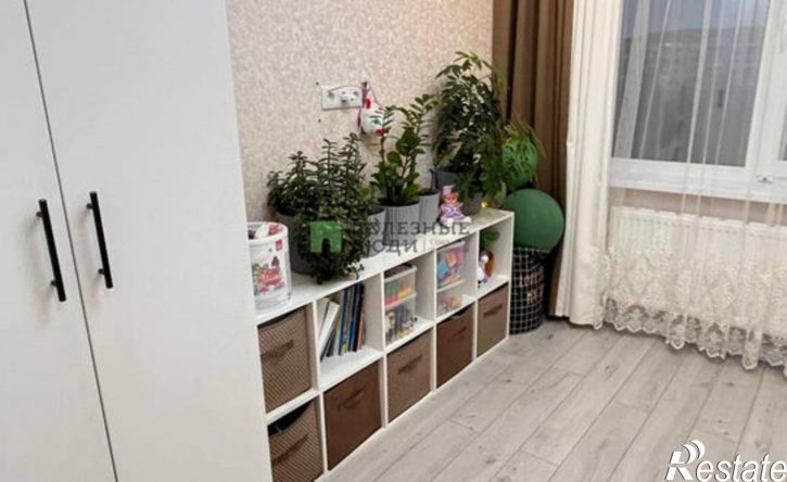 4-комн квартира пр-кт Им Конструктора Калашникова М.Т., 11,  д. 11