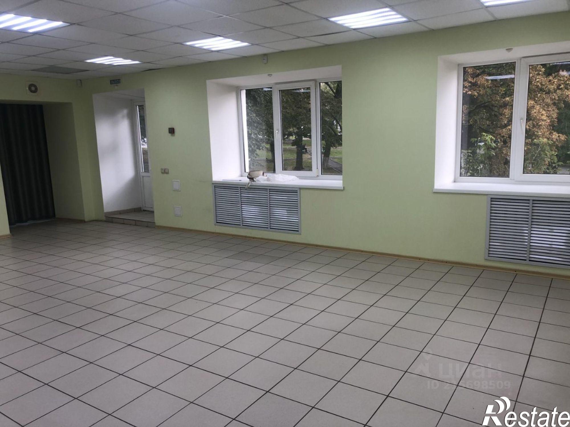 Сдать торговое помещение за 415 014 рублей на ул Ленина, 11