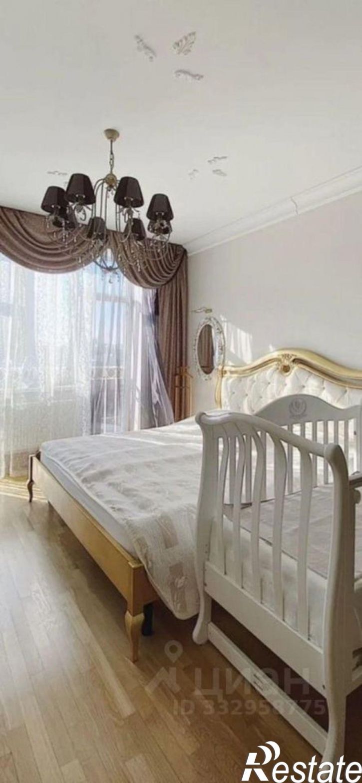 5-комн квартира ул 10 лет Октября, 17А,  д. 17А