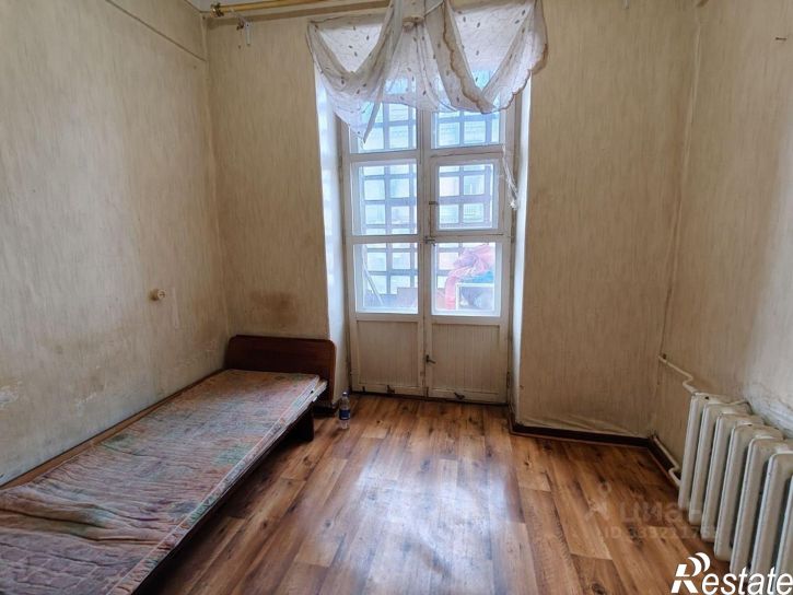 3-комн квартира ул 10 лет Октября, 2,  д. 2