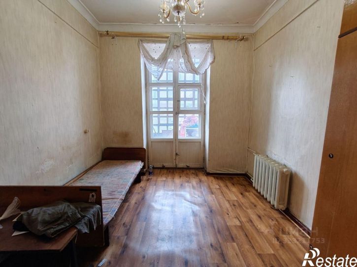 3-комн квартира ул 10 лет Октября, 2,  д. 2